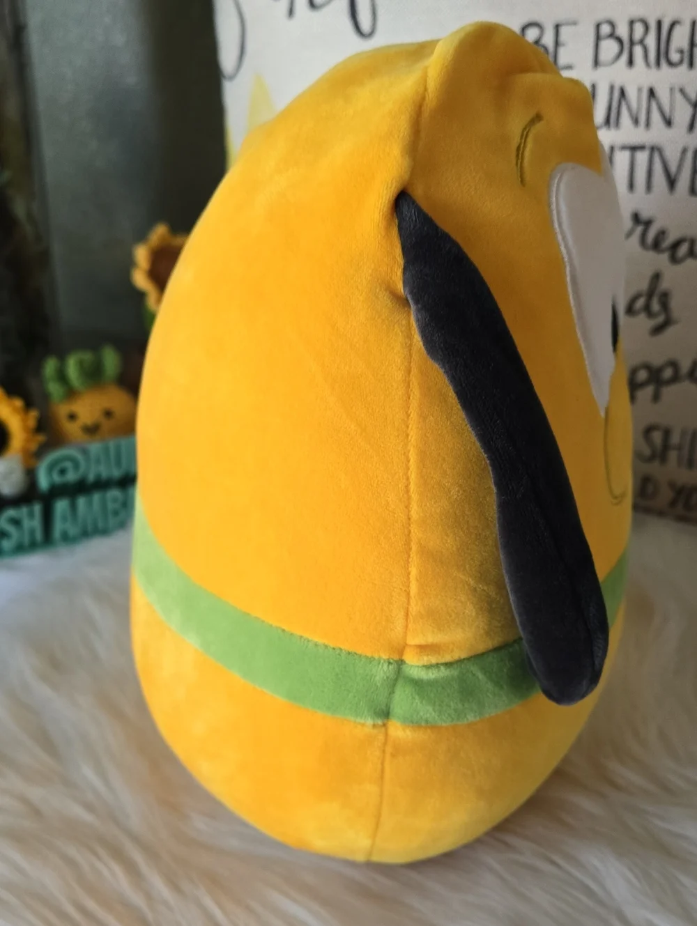 Squishmellow Pluto NWT